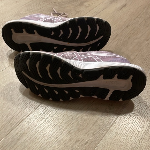 ASICS Gel-Excite 9 (Size 10) - Picture 4 of 6